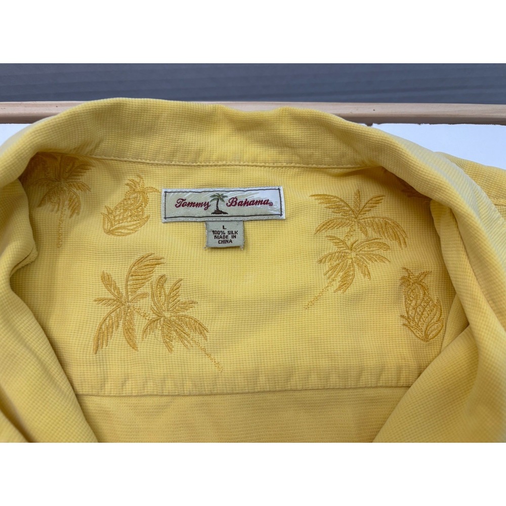 Tommy Bahama Men's L Silk Woven Short Sleeve Button-Up Shirt Yellow Solid Pocket